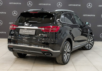 Новый Hongqi HS5 2023 (2 фото)