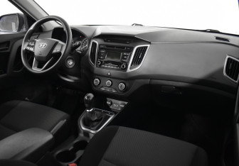 Подержанный автомобиль Hyundai Creta 2019 года (10 фото)