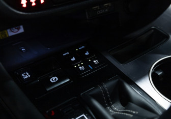 Подержанный автомобиль Lexus RX 2021 года (23 фото)