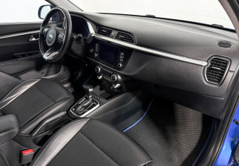 Подержанный автомобиль Kia Rio Sedan 2020 года (13 фото)