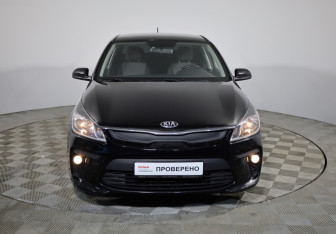 Подержанный автомобиль Kia Rio Sedan 2017 года (2 фото)