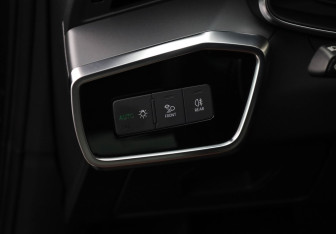 Подержанный автомобиль Audi A6 Sedan 2021 года (27 фото)