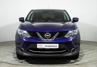 Подержанный автомобиль Nissan Qashqai 2014 года (2 фото)