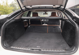 Подержанный автомобиль BMW X6 2013 года (30 фото)