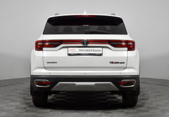 Подержанный автомобиль Changan CS35PLUS 2021 года (6 фото)