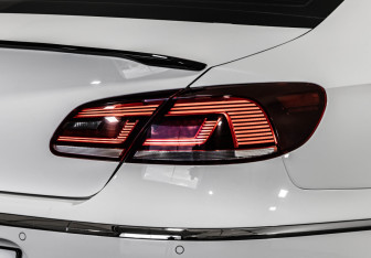 Подержанный автомобиль Volkswagen Passat CC 2014 года (10 фото)