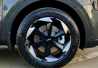 Новый Kia Sorento 2025 (8 фото)