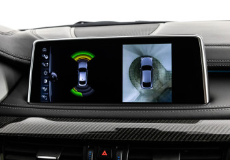 Подержанный автомобиль BMW X6 M 2017 года (19 фото)