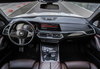 Подержанный автомобиль BMW X5 2019 года (33 фото)