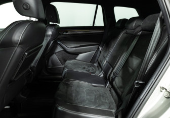 Подержанный автомобиль Skoda Kodiaq 2022 года (10 фото)