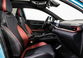 Подержанный автомобиль Geely Coolray 2024 года (26 фото)