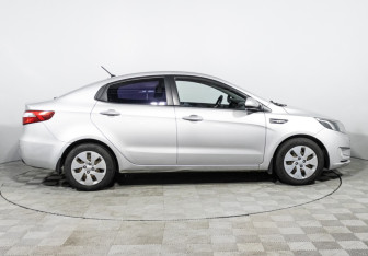 Подержанный автомобиль Kia Rio Sedan 2014 года (4 фото)