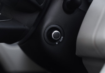 Подержанный автомобиль Land Rover Range Rover 2018 года (15 фото)