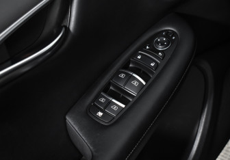 Подержанный автомобиль Infiniti QX50 2019 года (10 фото)