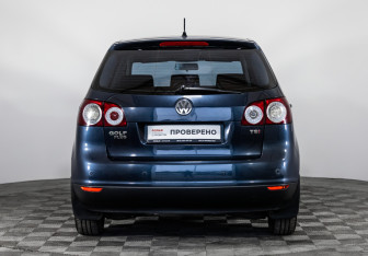 Подержанный автомобиль Volkswagen Golf Plus 2008 года (6 фото)