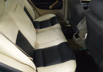 Подержанный автомобиль Volkswagen Bora Sedan 1998 года (13 фото)