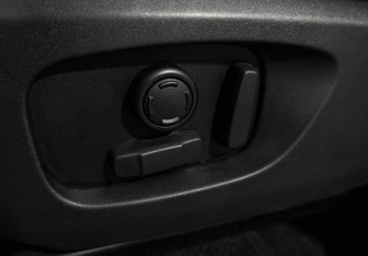 Подержанный автомобиль Land Rover Discovery Sport 2016 года (17 фото)