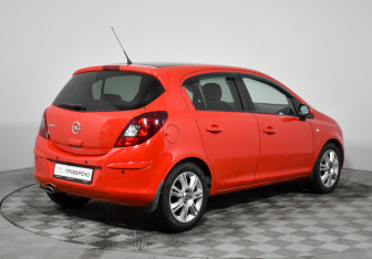 Подержанный автомобиль Opel Corsa 2012 года (5 фото)