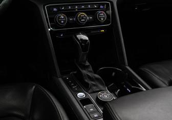 Подержанный автомобиль Volkswagen Teramont 2019 года (14 фото)