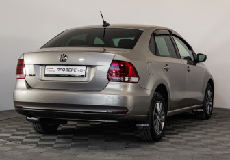 Подержанный автомобиль Volkswagen Polo Sedan 2019 года (5 фото)