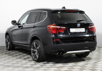 Подержанный автомобиль BMW X3 2012 года (7 фото)
