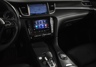 Подержанный автомобиль Infiniti QX50 2018 года (22 фото)