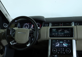 Подержанный автомобиль Land Rover Range Rover 2019 года (11 фото)