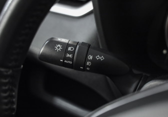 Подержанный автомобиль Toyota RAV4 2021 года (19 фото)
