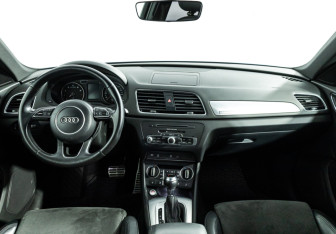 Подержанный автомобиль Audi Q3 2015 года (13 фото)