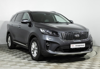 Подержанный автомобиль Kia Sorento 2019 года (3 фото)