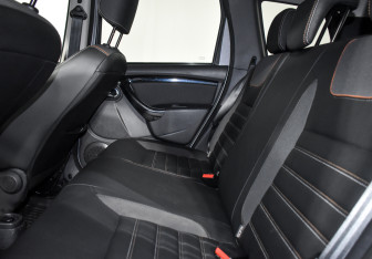 Подержанный автомобиль Renault Duster 2019 года (12 фото)