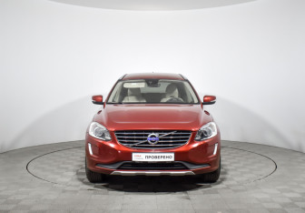 Подержанный автомобиль Volvo XC60 2015 года (2 фото)