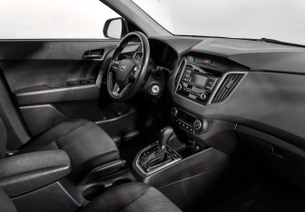 Подержанный автомобиль Hyundai Creta 2020 года (13 фото)