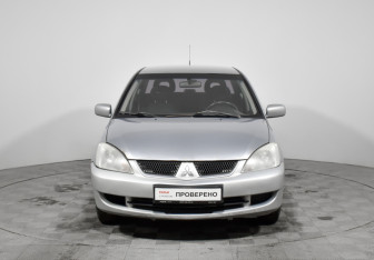 Подержанный автомобиль Mitsubishi Lancer Sedan 2007 года (2 фото)
