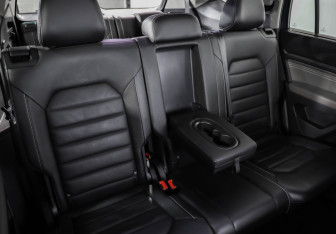 Подержанный автомобиль Volkswagen Teramont 2021 года (29 фото)