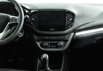 Подержанный автомобиль LADA (ВАЗ) Vesta Wagon 2021 года (14 фото)