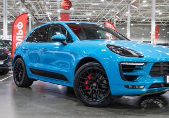 Подержанный автомобиль Porsche Macan 2016 года (8 фото)