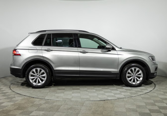Подержанный автомобиль Volkswagen Tiguan 2018 года (4 фото)