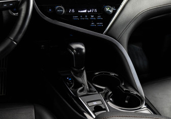 Подержанный автомобиль Toyota Camry Sedan 2020 года (14 фото)