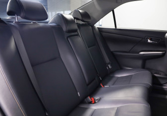Подержанный автомобиль Toyota Camry Sedan 2017 года (12 фото)