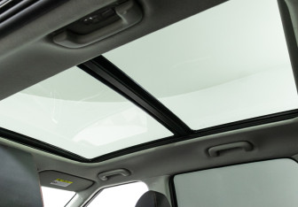 Подержанный автомобиль Kia Seltos 2024 года (17 фото)