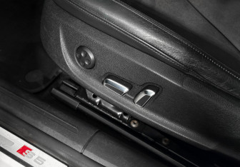 Подержанный автомобиль Audi S5 Liftback 2012 года (11 фото)
