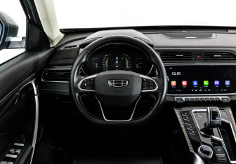 Подержанный автомобиль Geely Atlas Pro 2024 года (14 фото)