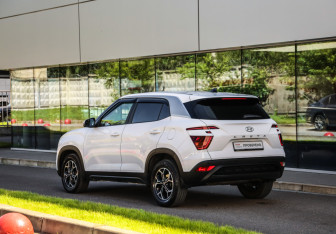 Подержанный автомобиль Hyundai Creta 2022 года (8 фото)
