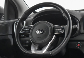 Подержанный автомобиль Kia Sportage 2020 года (14 фото)