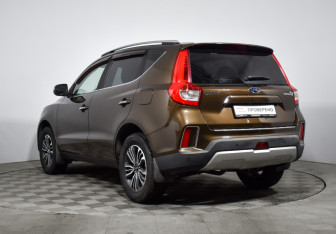 Подержанный автомобиль Geely Emgrand X7 2020 года (7 фото)