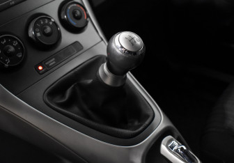 Подержанный автомобиль Toyota Auris Hatchback 2008 года (11 фото)