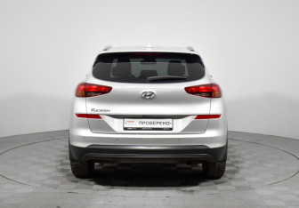 Подержанный автомобиль Hyundai Tucson 2019 года (6 фото)