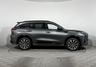 Подержанный автомобиль Changan CS75PLUS 2023 года (4 фото)