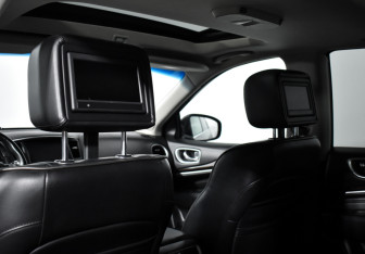Подержанный автомобиль Infiniti QX60 2014 года (14 фото)